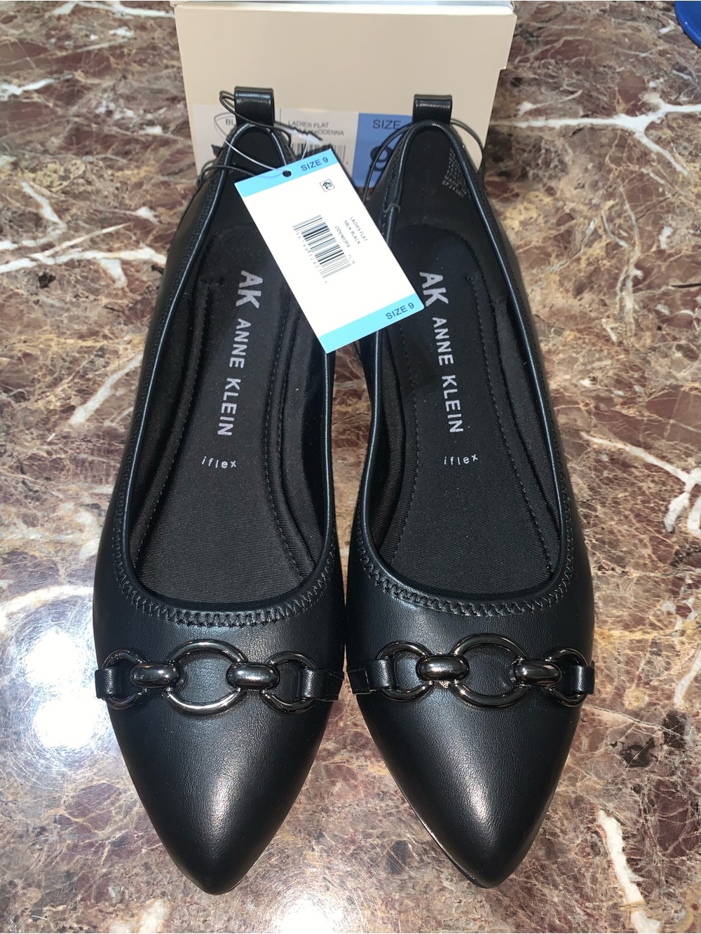 Anne Klein AK-Odenna Pointed-Toe Flat - Black (Size 9)